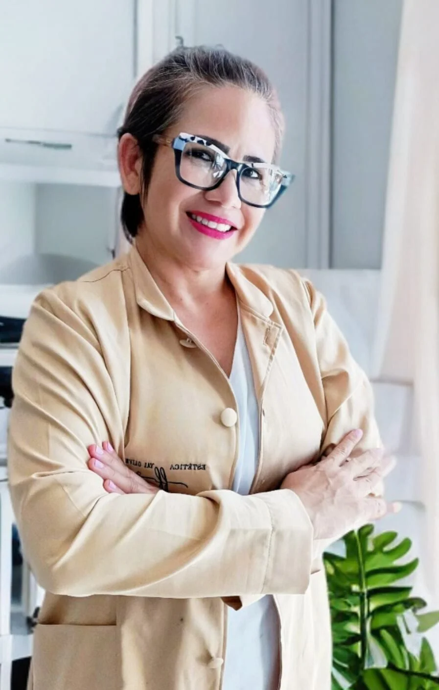 Val Mota - Especialista em Estética e Pós-Operatório